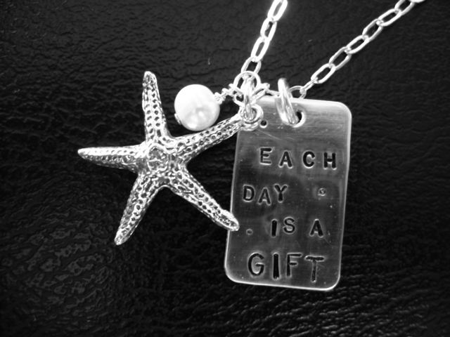Jewelry-EachDayisaGift