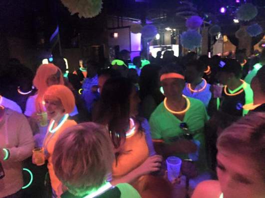 Neon party